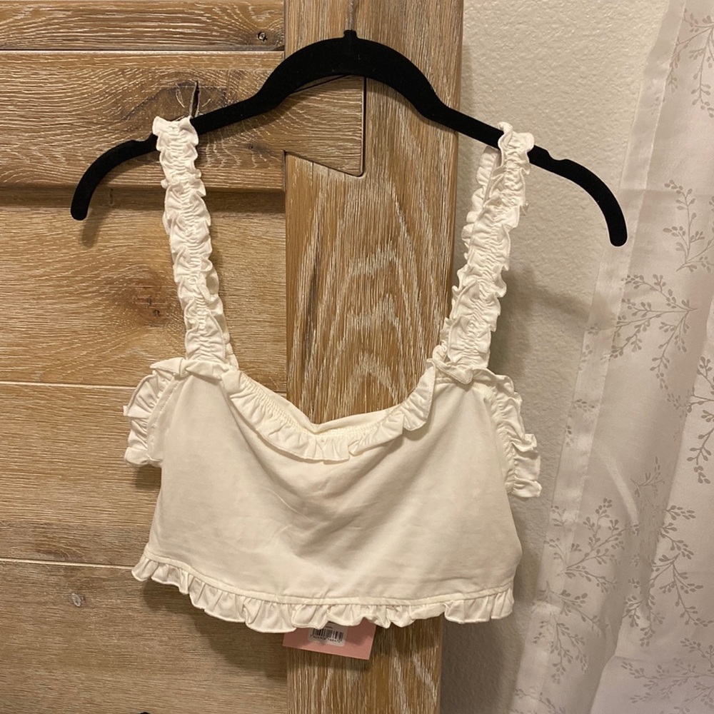 NWT Showpo. Cropped Tank Top White